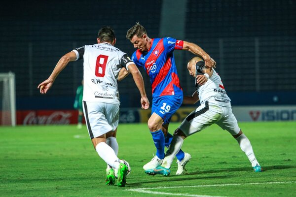 Cerro se salva en los penales y avanza en la Copa Paraguay | 1000 Noticias