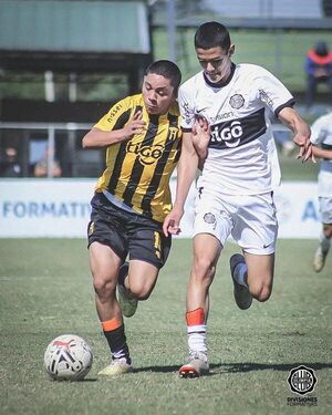 Sub 15: Olimpia, nuevo líder momentáneo - Fútbol - ABC Color