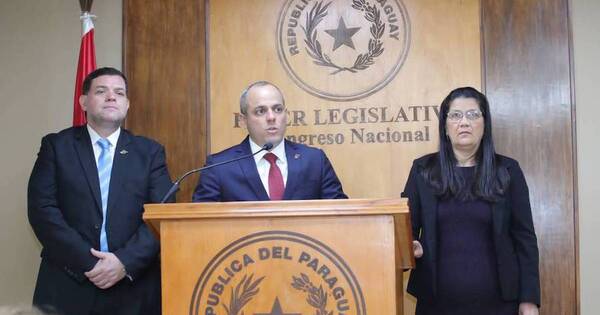 La Nación / Senac no tiene el mismo rango constitucional que Contraloría