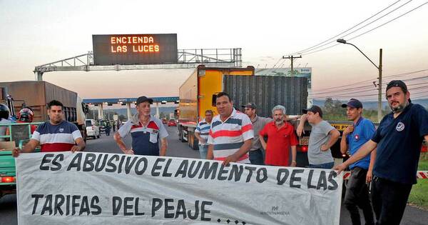 La Nación / Tras protesta, reducen de nuevo costo de peajes
