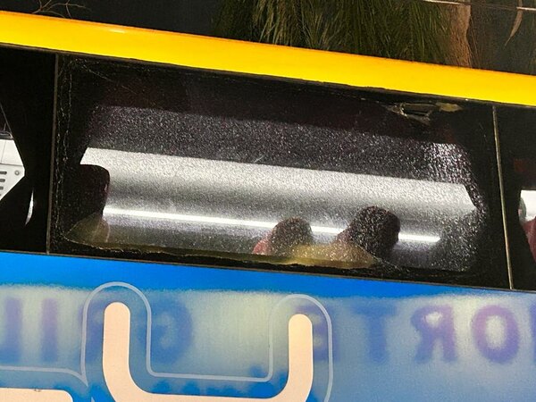 Versus / El bus de Guaraní fue atacado en Río de Janeiro