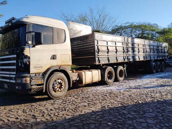Incautan camión con dos toneladas de marihuana y detienen al chofer - La Clave