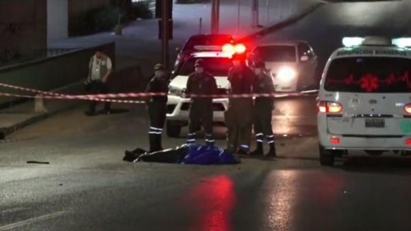 Embarazada cayó de la moto y fue arrollada por un colectivo