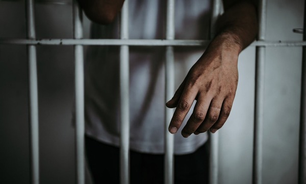 Condenan a un hombre a 22 años de prisión por abusar sexualmente de su hija - OviedoPress