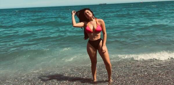 ¡Pechocha y con cuarto ro'o! Mily Britez arrasa con su cuero