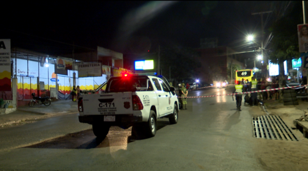 Embarazada cayó de una motocicleta y un bus la arrolló - trece