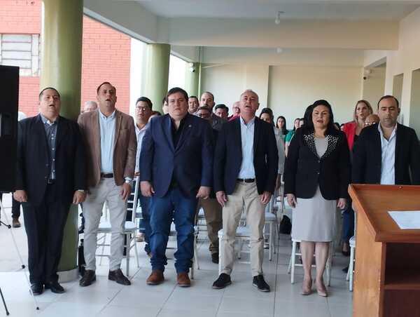 Inauguran mejoras realizadas en el Policlínico San Miguel.
