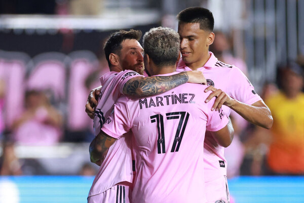 Versus / Diego Gómez y un emotivo mensaje luego de debutar y compartir con Lionel Messi en el Inter Miami
