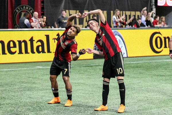 Versus / Miguel Almirón, siempre presente para el venezolano Josef Martínez