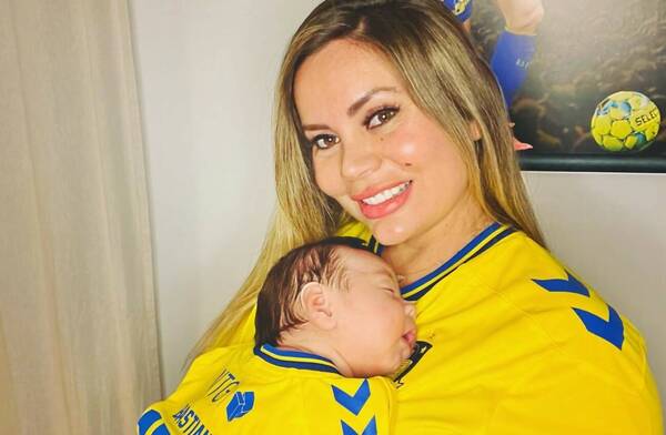 [VIDEO] Dahiana Bresanovich contó que su parto le salió gratirola
