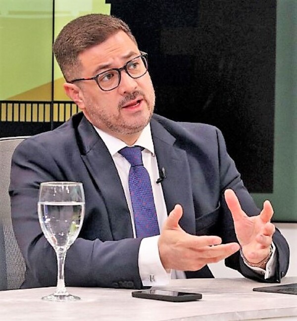 Denuncia de Cartes sacude el avispero político y apuestan sobre nombres que deberán responder por delitos – La Mira Digital