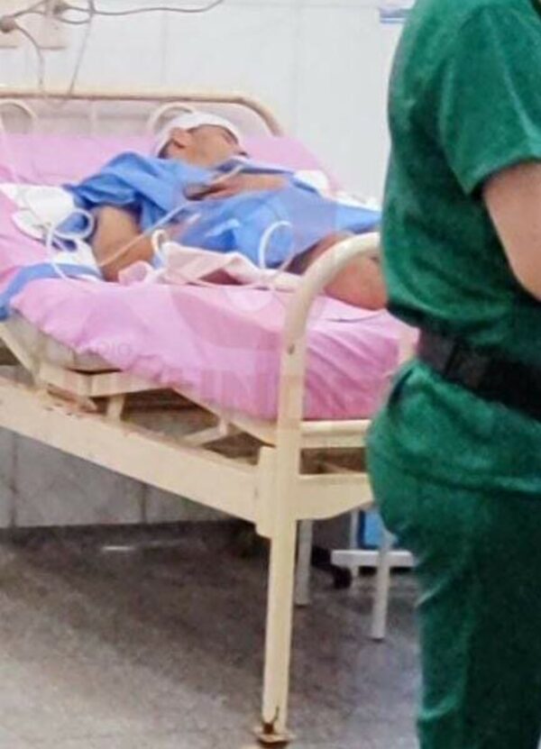 Herido en su ley: Ladrón rompió vidrio para entrar a robar y está grave