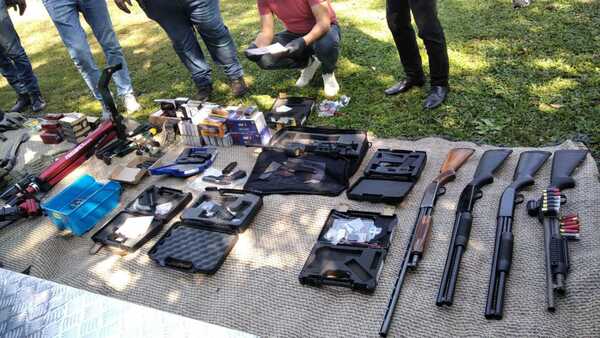 Hallan arsenal en casa de ex militar suizo asesinado en Paraguarí