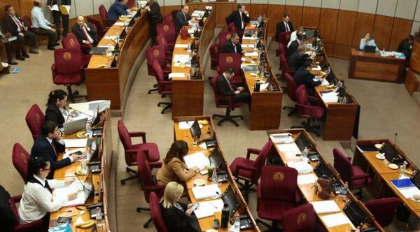 Senado ante problemática que atraviesa el país pide eliminar cobro de peaje a embarcaciones paraguayas. – Prensa 5