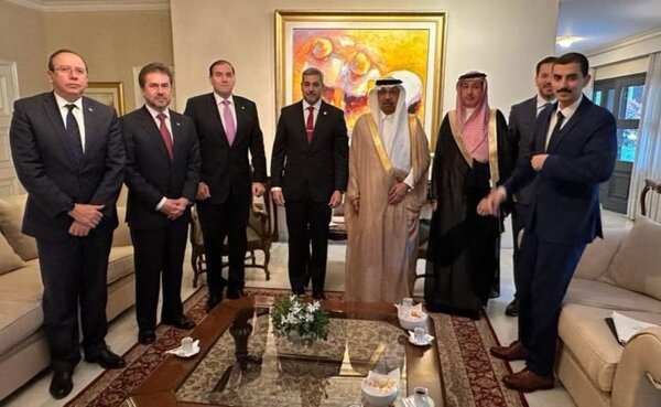 Presidente de la República recibió a ministro de Inversión de Arabia Saudita y delegación empresarial