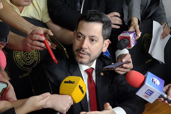 Presidente de Diputados ratifica posición a favor de derogar convenio con la Unión Europea - El Trueno