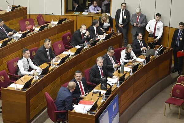 AUDIO: Senado aprobó el proyecto de Ley de Radares - Periodísticamente - ABC Color