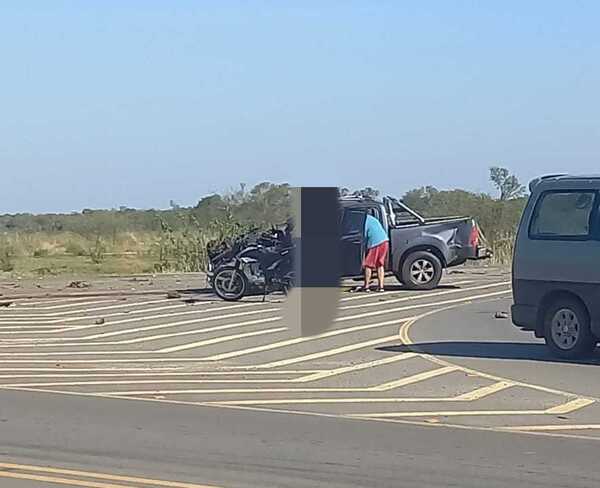 Diario HOY | Chocan camión y camioneta: muere militar que iba a zona de conflicto por invasión