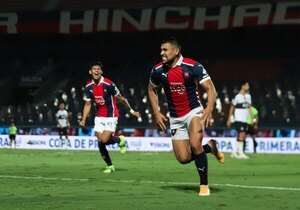 Versus / Juan Patiño está para seguir su carrera en un grande del continente