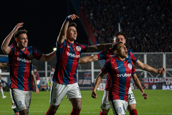 Versus / San Lorenzo tumba a Sao Paulo con gol de Adam Bareiro