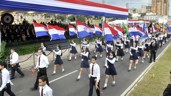 Asunción ofrece tours, deportes y desfile por su 486 aniversario
