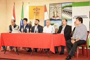 Realizan en Hernandarias conferencia magistral sobre los 50 años del Tratado de Itaipú | DIARIO PRIMERA PLANA