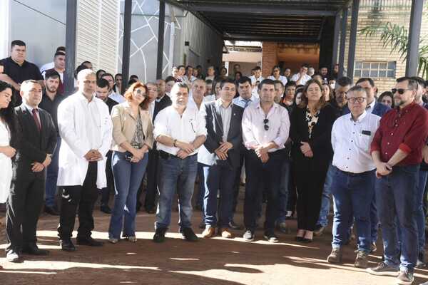 Misión cumplida: camas de terapia intensiva llegan a todos los departamentos de la región Oriental - .::Agencia IP::.