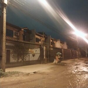 Mariángela Martínez: Policía incumple orden de desalojo de propiedad usurpada a su hermana en Luque - Nacionales - ABC Color
