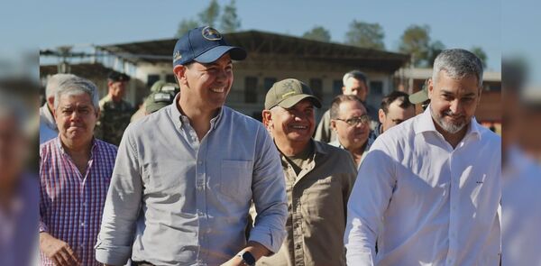 Mario Abdo Ben铆tez y Santiago Pe帽a visitan sede militar paraguaya para avanzar en la transici贸n de defensa nacional - Revista PLUS