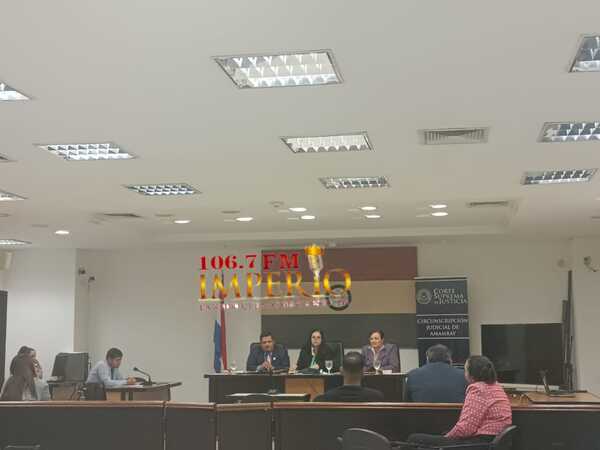 Ex jugador de fútbol es condenado por incumplimiento del deber legal alimentario - Radio Imperio 106.7 FM