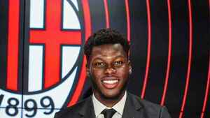 El Milan confirma el fichaje de Musah hasta 2028