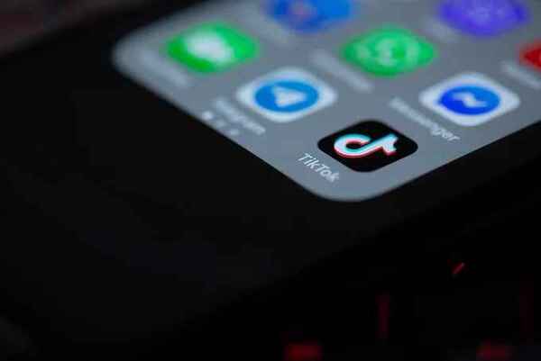 Reino Unido: TikTok multado con 68 millones de libras esterlinas por violar la privacidad de niños