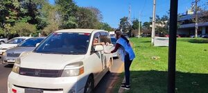 Intensa primera jornada de colecta a favor de pacientes oncológicos - ABC en el Este - ABC Color