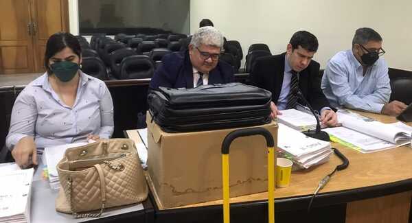 Sumario de Aduanas aporta datos relevantes en juicio oral a clan Ferreira por contrabando