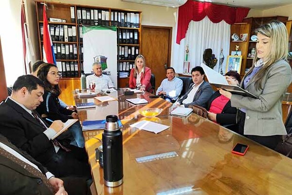 Comuna de Hernandarias conforma Consejo Distrital de Educación | DIARIO PRIMERA PLANA