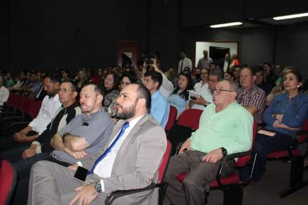 Parlamentarios altoparanaenses comprometieron apoyar reivindicaciones del SIPRODUNE