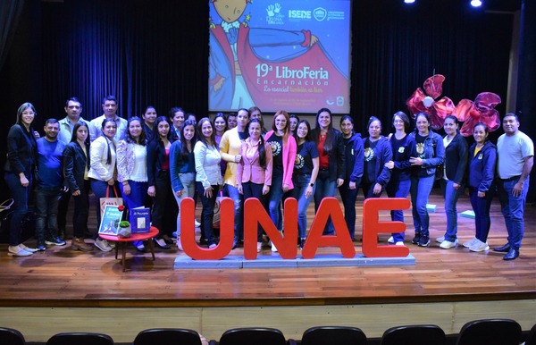 Docentes de Itapúa se capacitaron en “Técnicas de motivación de la lectura” en la UNAE.