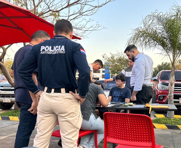 Cae abogado, esposo de una jueza, por supuesta extorsión - trece