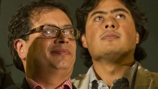 Juez deja en libertad al hijo de Gustavo Petro tras su acuerdo con la Fiscalía | 1000 Noticias