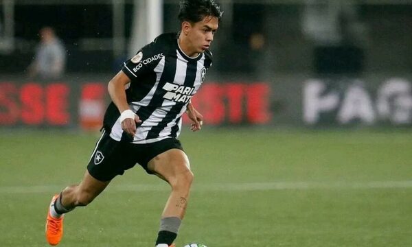 Barcelona tiene en la mira a jugador paraguayo, Matías Segovia