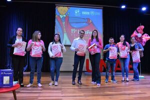 Docentes de Itapúa se capacitaron en “Técnicas de motivación de la lectura” en la UNAE. - El Independiente