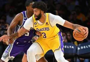 Lakers acuerda con Anthony Davis extensión de contrato por tres años