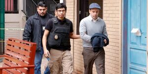 Exabogado de “Tío Rico” seguirá en prisión por presunto soborno