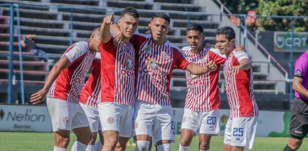 Versus / San Lorenzo vuelve a la victoria y 2 de Mayo se frena