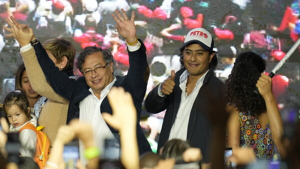 Hijo de Gustavo Petro asegura que su padre no sabía del dinero ilegal