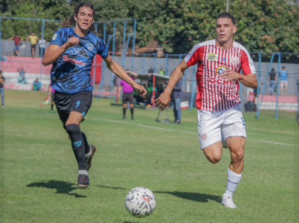 El Santo sale victorioso de Atyrá