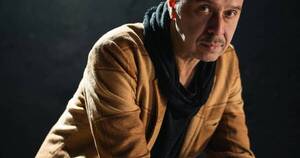 La Nación / Jorge Báez: “El teatro invita a una convivencia colectiva”