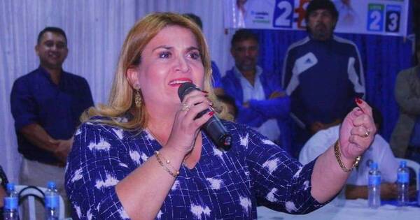 La Nación / Convención PLRA: intendentes esperanzados en la salida de Efraín Alegre