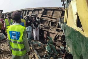 Sube a 23 el número de muertos por un accidente de tren en Pakistán - Mundo - ABC Color