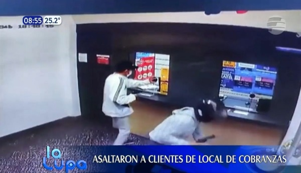 Asaltaron a clientes de local de cobranzas en Luque - Noticias Paraguay